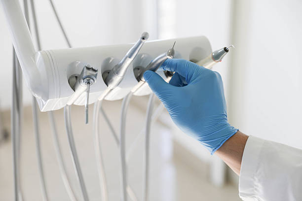 Professional Emergency Dentist technician working in Gore, OK
